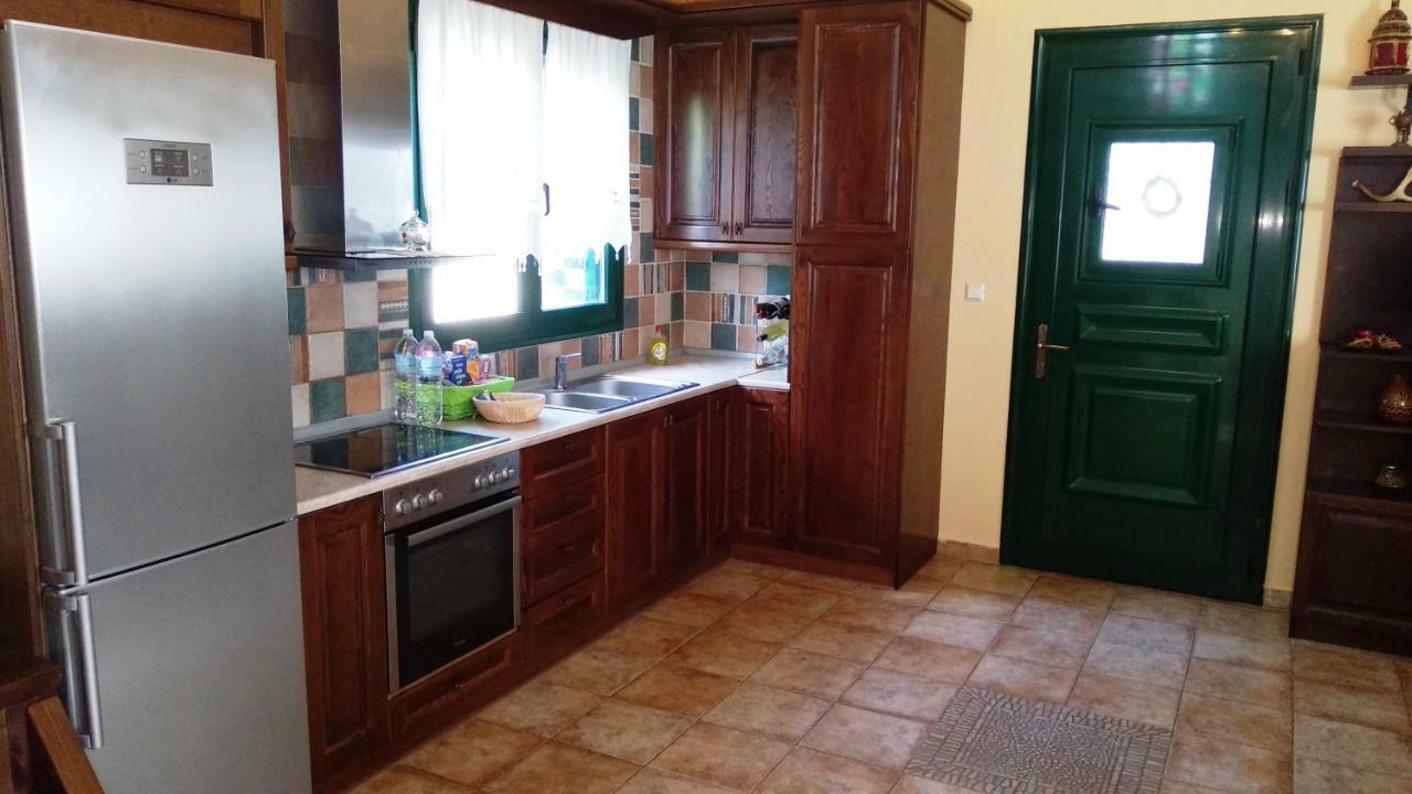 Вилла Dora'S House Istrios Экстерьер фото